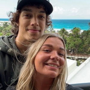 Meet your Posher, Bailey